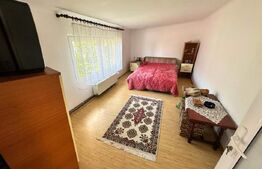 Casă tip P+E+M, 5 camere, 176 mp, semicentrală 