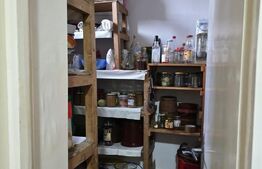 Casa cu 3 camere, 137 mp, semicentral