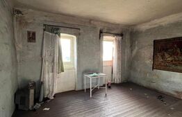 Casă cu 3 camere, 122 mp  și teren generos de 650 mp, in cartierul 14 Mai