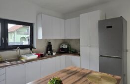 Casa 3 camere, 200 mp, Lazuri