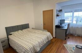 Apartament 3 camere, 117 mp, zona Baritiu