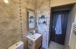 Apartament cu 3 camere de vanzare, 51,74 mp, zona Semicentrala