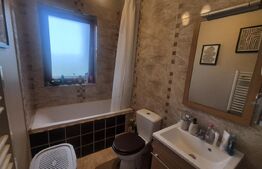 Apartament cu 3 camere de vanzare, 51,74 mp, zona Semicentrala