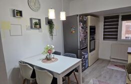 De vanzare apartament 2 camere , decomandat , Carpati 2