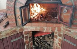 Spatiu comercial, 11 incaperi, 320 mp, zona Closca