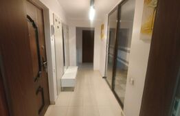 Apartament de vanzare, cu 3 camere, 102 mp, zona Centrala