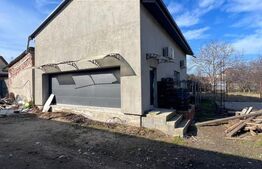 Teren 26 arii cu 1 casa + 1 proiect autorizat ptr casa2 + garaj, Zona Titulescu