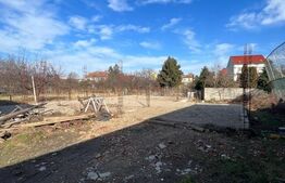 Teren 26 arii cu 1 casa + 1 proiect autorizat ptr casa2 + garaj, Zona Titulescu