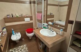 Apartament decomandat de vanzare, cu 3 camere, 111 mp, Centrul Orașului 