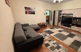 Apartament decomandat de vanzare, cu 3 camere, 111 mp, Centrul Orașului 