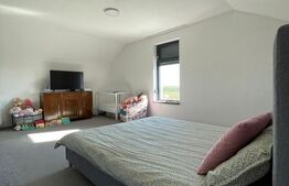 Casa de vanzare, 72 mp utili, Zona Oar