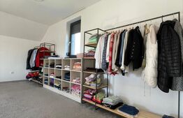 Casa de vanzare, 72 mp utili, Zona Oar