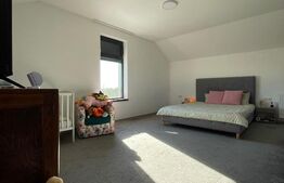 Casa de vanzare, 72 mp utili, Zona Oar