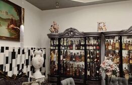 Apartament cu 2 camere, etaj 1, 49 mp, zona ultracentrala