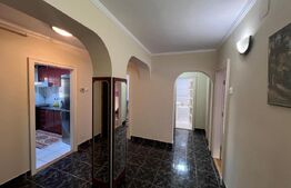 Apartament cu 4 camere, cartierul carpați 2, Strada Cibinului  