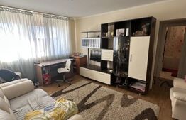 Apartament cu 3 camere,  84 mp, zona Micro 16