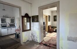 Casa de vânzare cu 3 camere, 93 mp utili, 784 mp teren, zona 14 Mai