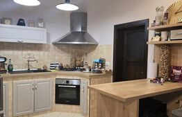 Casa cu 3 camere, 135 mp, zona Piata Mica