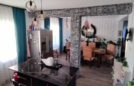 Casa cu 7 camere, 405 mp, in zona Decebal