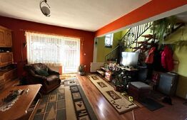 Casă Spațioasă în Păulești