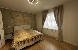 Casă cu 2 camere, 160 mp, zona Unio