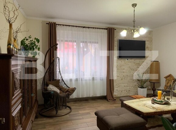 Casa de vânzare 4 camere Central - 168589CV | BLITZ Satu Mare | Poza1