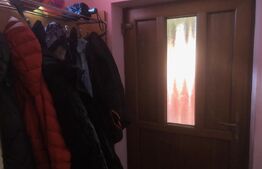 Casa cu 2 camere, 75 mp utili, cu anexe si garaj, zona 14 Mai 