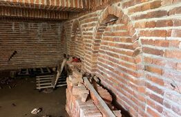  Oportunitate! Casă de vânzare, 5 dormitoare, 200 mp, zona Apa 