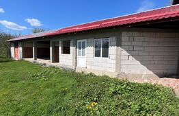  Oportunitate! Casă de vânzare, 5 dormitoare, 200 mp, zona Apa 