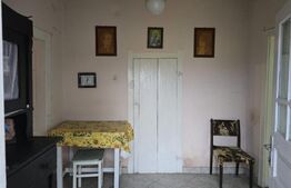 Casa de vanzare, cu 2 camere, 117 mp, teren 2596 mp, zona Boghis 