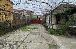 Casa de vanzare cu 4 camere, 120 mp, zona 14 Mai