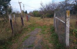 Teren intravilan de vanzare, 1400 mp, zona Bercu Rosu