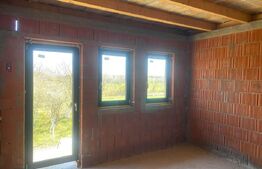 Casa de vanzare cu 2 camere, 93 mp, zona Martinesti