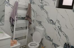 Casa de vanzare cu 3 camere, 152 mp utili, Zona Lazuri