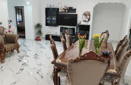 Casa de vanzare cu 3 camere, 152 mp utili, Zona Lazuri