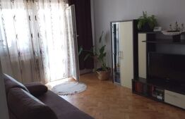 Apartament de vanzare cu 3 camere, 70 mp utili, Zona Micro 17