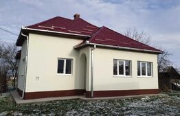 Casa de vanzare cu 3 camere, 2050 mp, zona Tatarasti