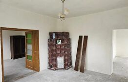 Casa de vanzare cu 3 camere, 2050 mp, zona Tatarasti
