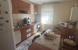 Apartament de vanzare cu 3 camere, 67 mp, zona Micro 16