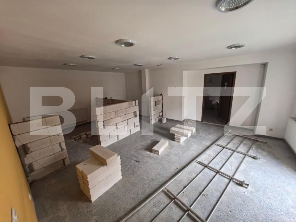 Apartament de vânzare 3 camere Central - 169598AV | BLITZ Satu Mare | Poza2
