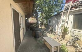 Doua case de vanzare cu 3 camere 120mp, intr-o curte de 536mp teren, zona 14 MAI