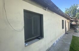 Doua case de vanzare cu 3 camere 120mp, intr-o curte de 536mp teren, zona 14 MAI