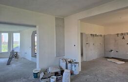 Casa de vanzare cu 8 camere+3 camere beci, 360mp, zona RAR (VETIS)