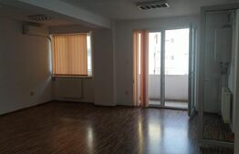 Apartament de vânzare, cu o camera, 44 mp, zona centrala
