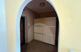 Apartament de vanzare, cu 2 camere, 48 mp, zona Bulevardul Traian