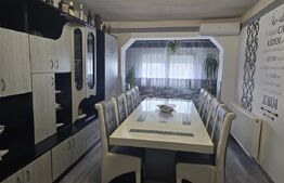 Apartament de vanzare, cu 3 camere, 81.,6 mp, zona Closca