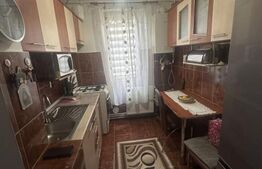 Apartament de vanzare, cu 2 camere, 40 mp, zona Carpati I