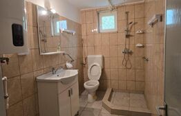  2 case, de vanzare, cu cate 2 camere, 110 mp, zona Viile Satu MAre