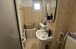 Apartament de vanzare, cu 4 camere, decomandat, 84mp, zona Micro 16