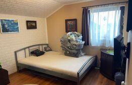 Casa de vanzare, cu 4 camere, 140 mp, zona Strada Dara